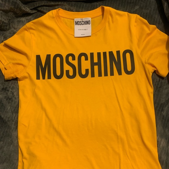 Never Worn Maschino Tshirt - Picture 2 of 5